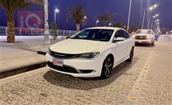 Chrysler 200
